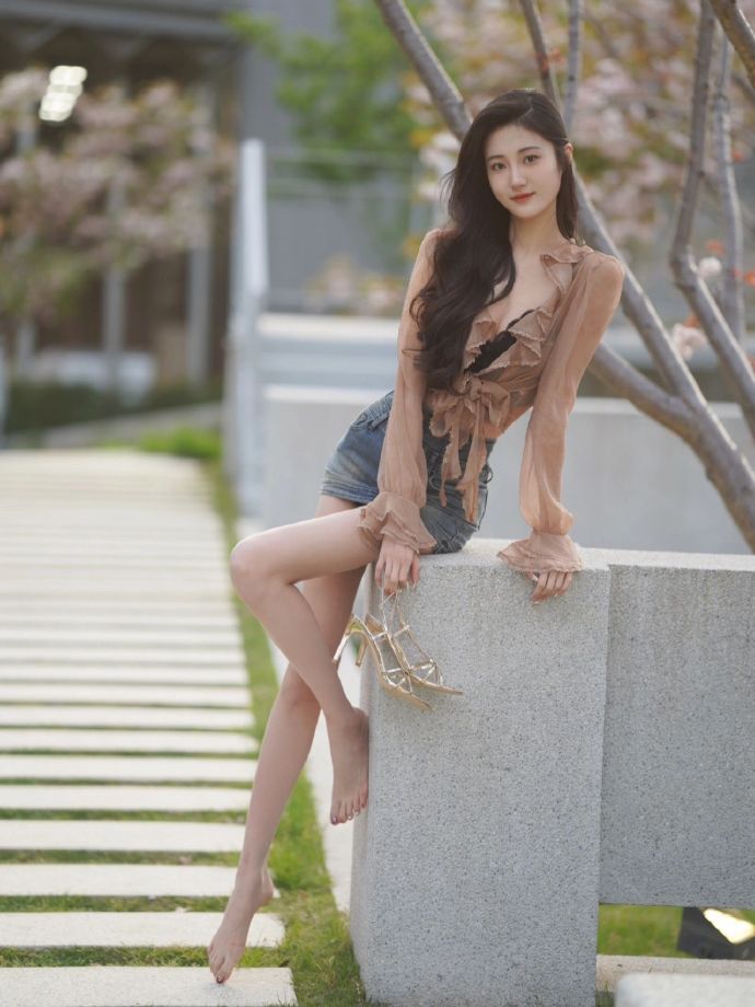 陈昭宪 头像配图